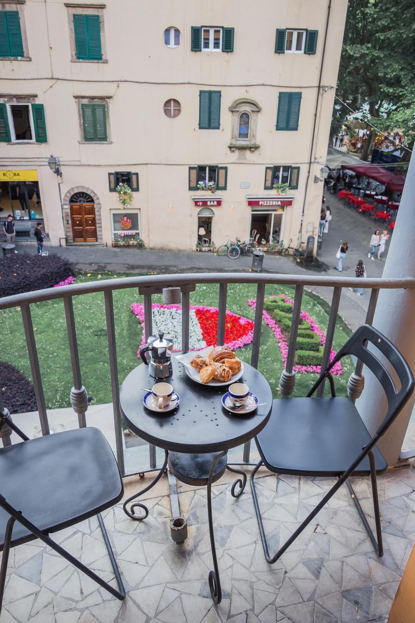 Casa Paolina Aparthotel Lucca Bagian luar foto