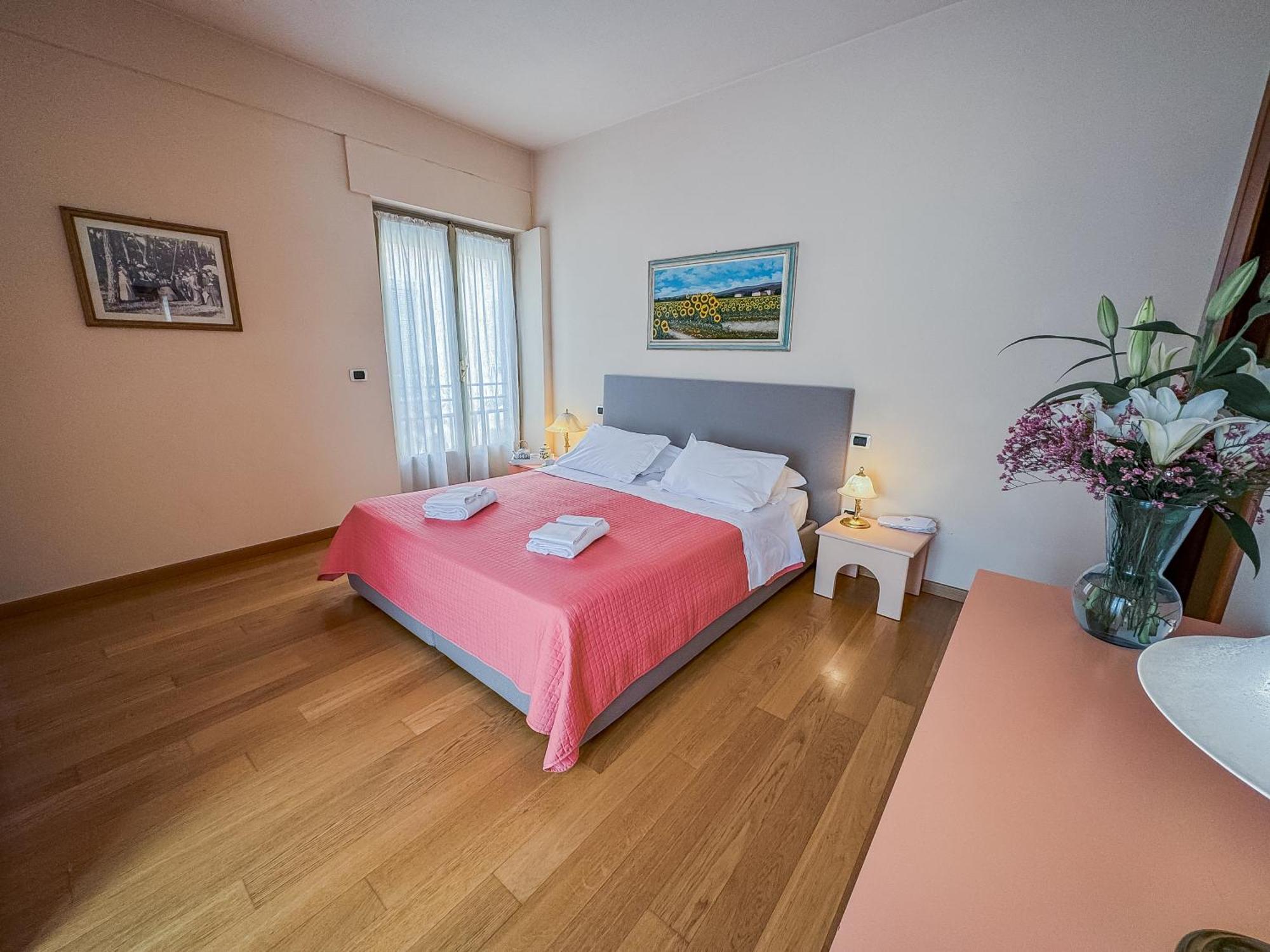 Casa Paolina Aparthotel Lucca Bagian luar foto