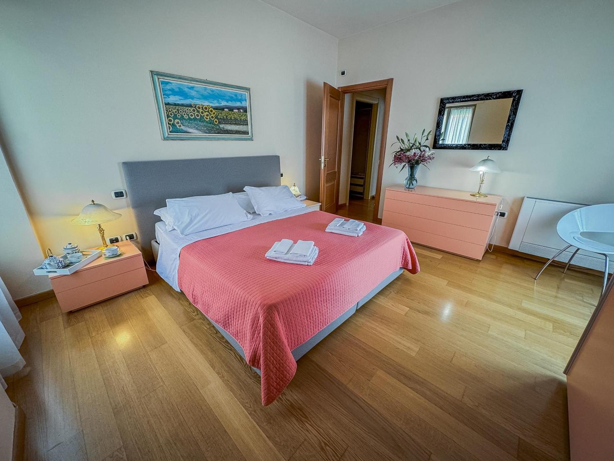Casa Paolina Aparthotel Lucca Bagian luar foto