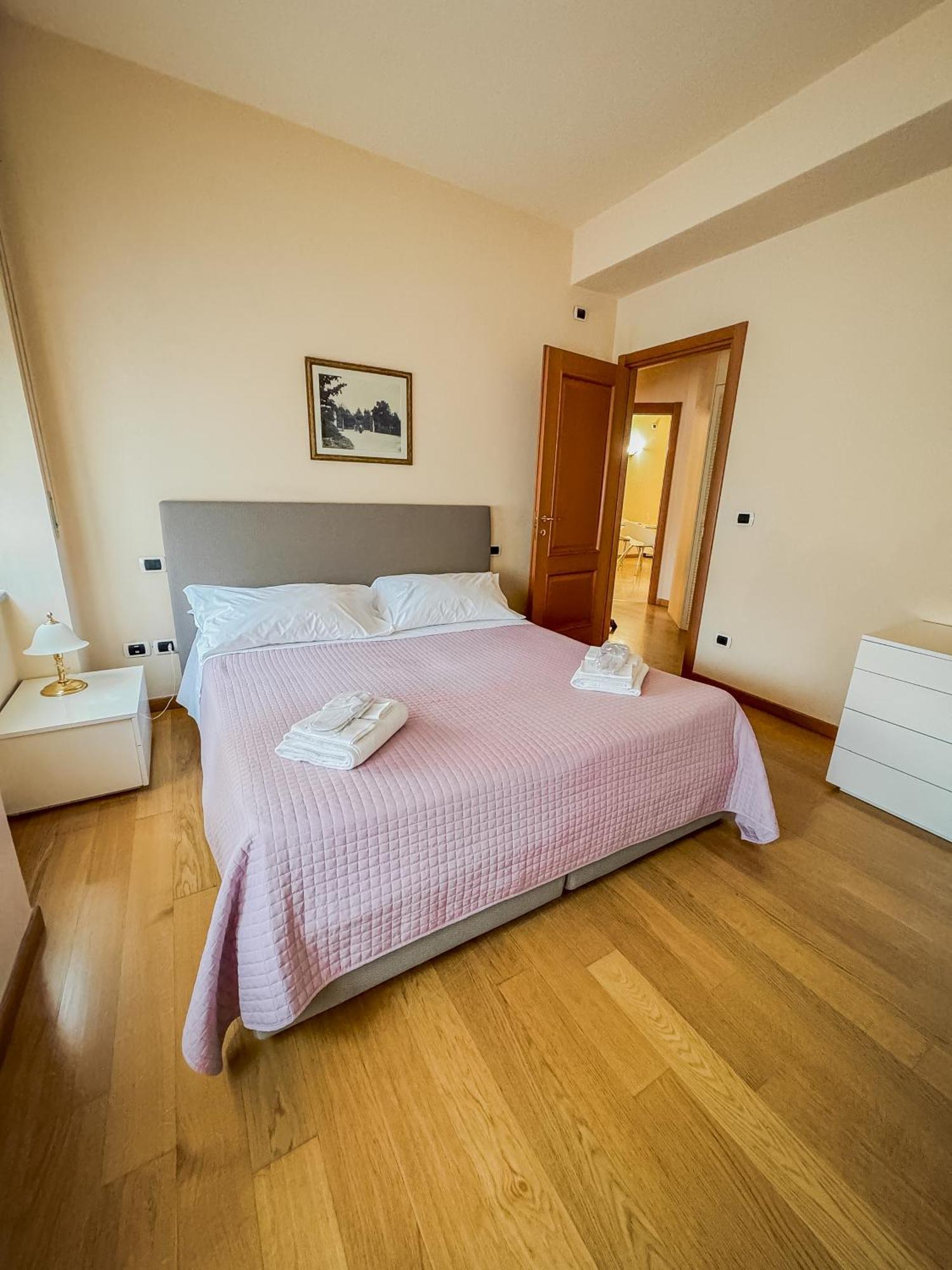 Casa Paolina Aparthotel Lucca Bagian luar foto