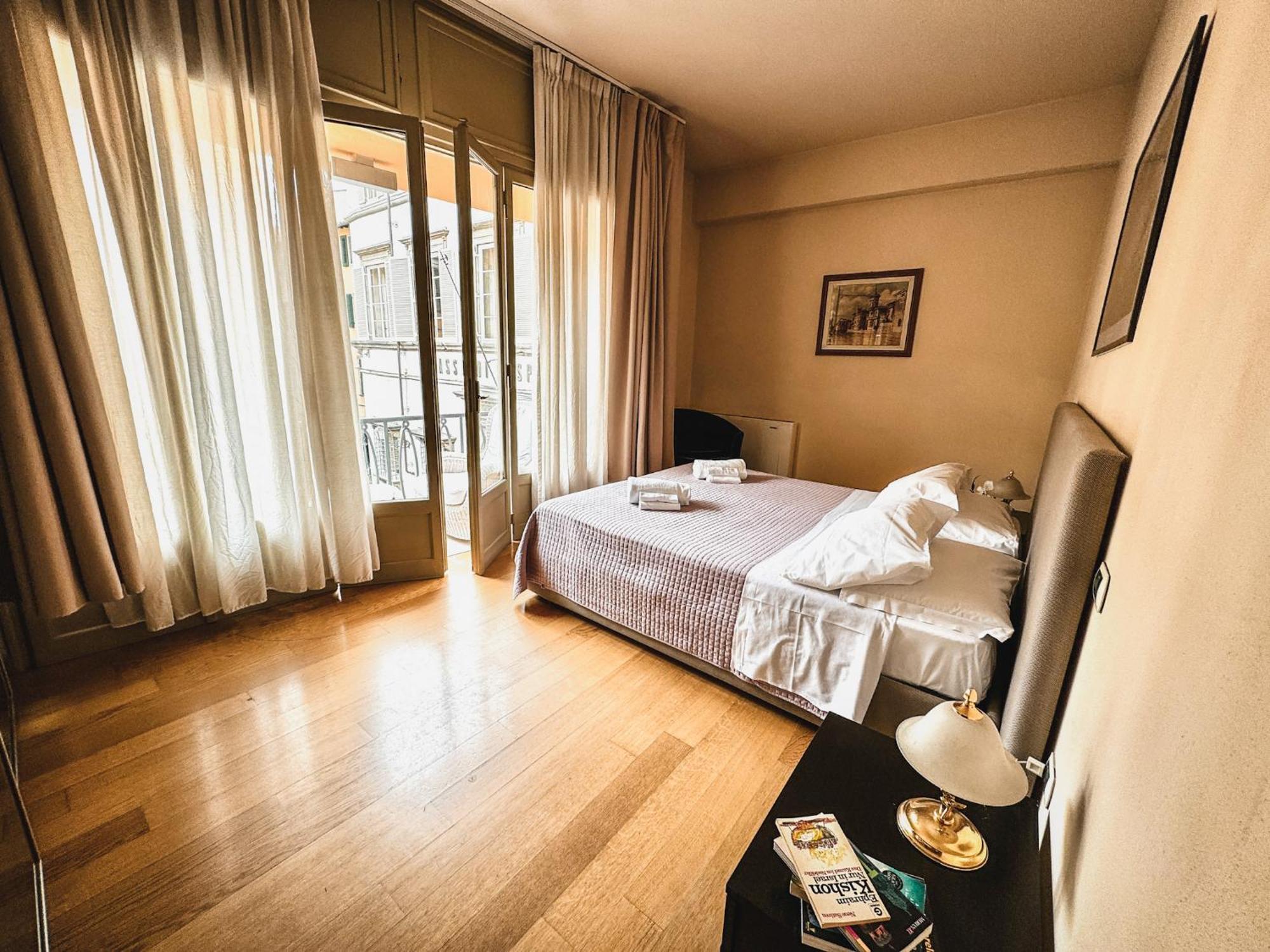 Casa Paolina Aparthotel Lucca Bagian luar foto